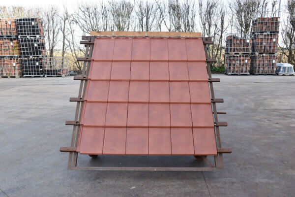 Actua 10 LT gewolkt